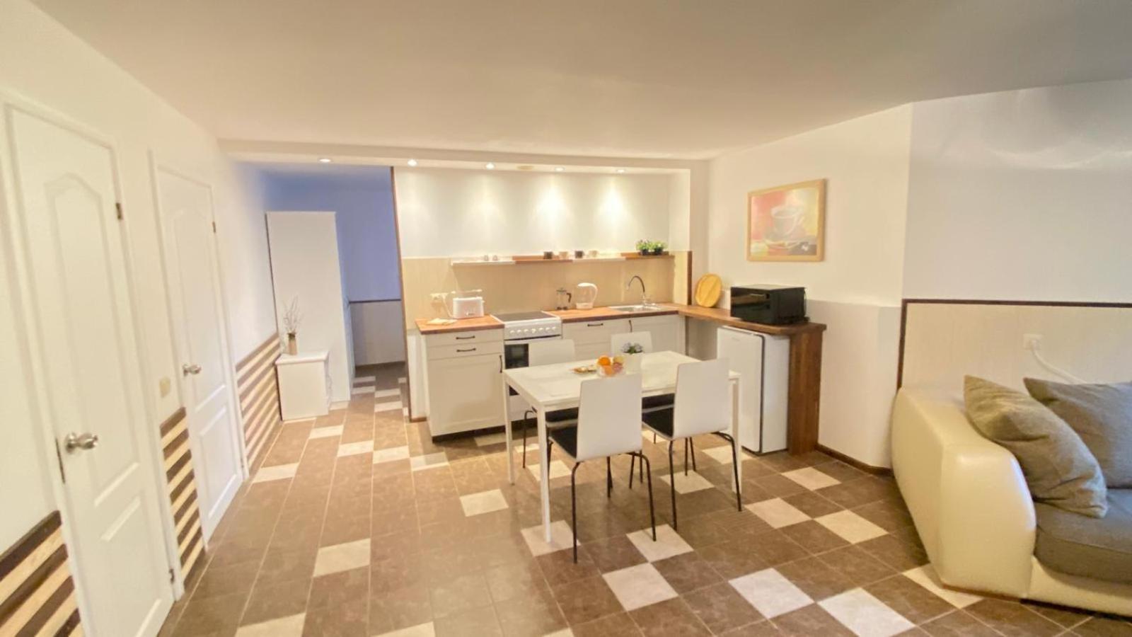 Plavu 16 Apartment Jurmala Bilik gambar